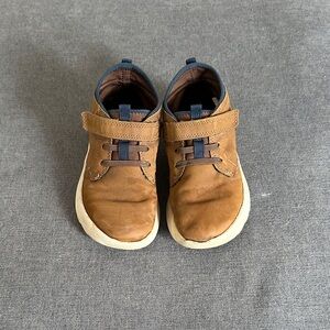 Sperry Tan and Navy Kids Sneakers